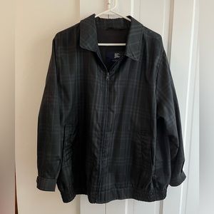Burberry mens light wind breaker size XL